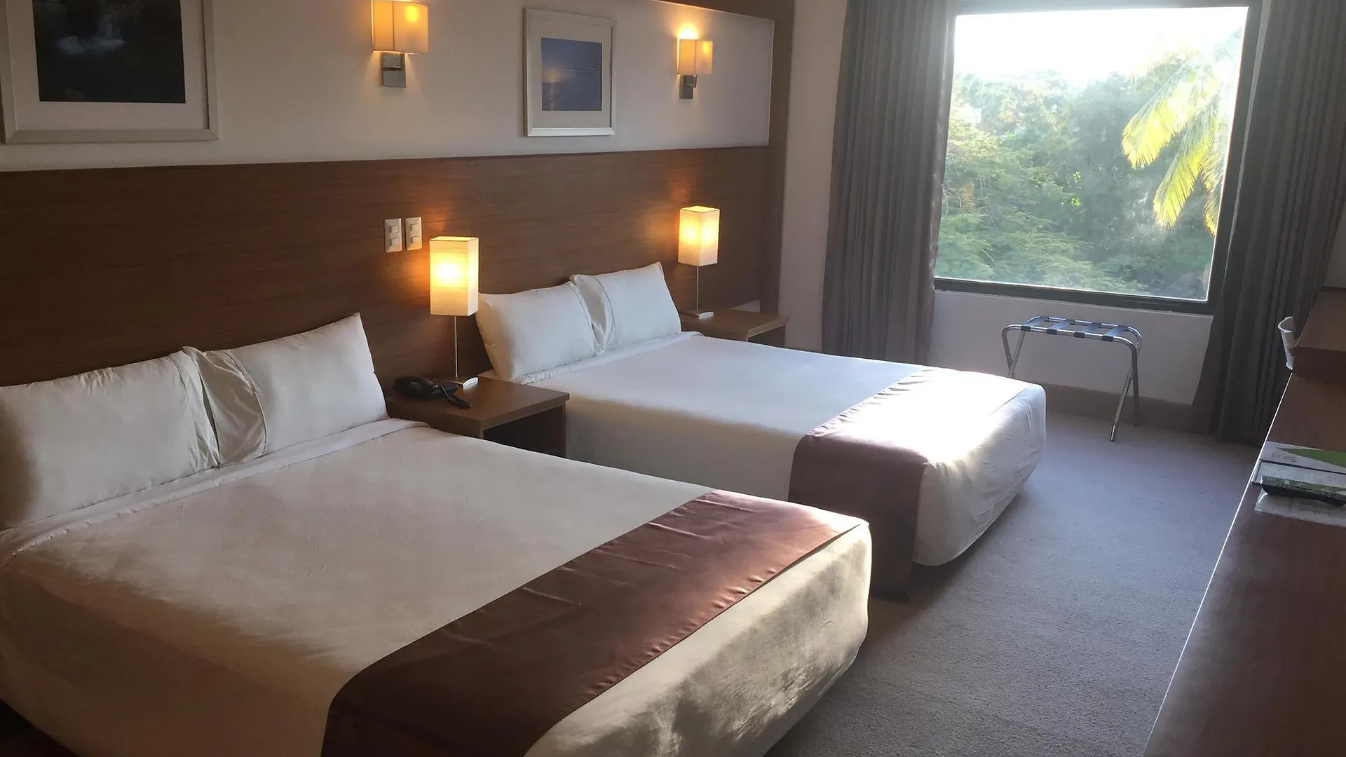 Weston Suites Hotel Santo Domingo 4*,