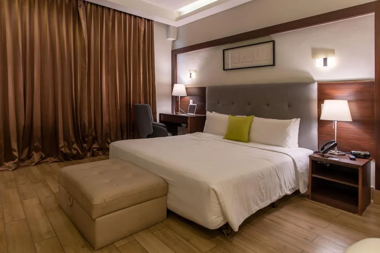 Weston Suites Hotel Santo Domingo