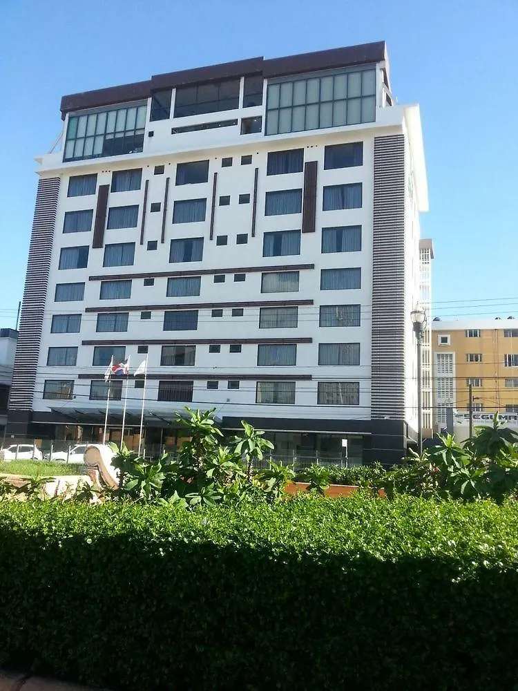 Weston Suites Hotel Santo Domingo 4*,